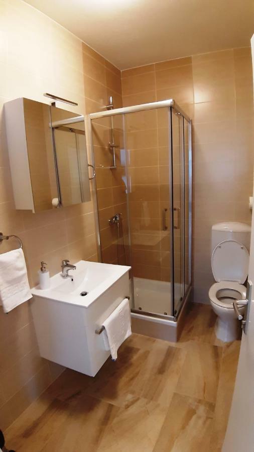 Appartement Relax à Starigrad Paklenica Extérieur photo