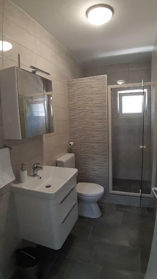 Appartement Relax à Starigrad Paklenica Extérieur photo